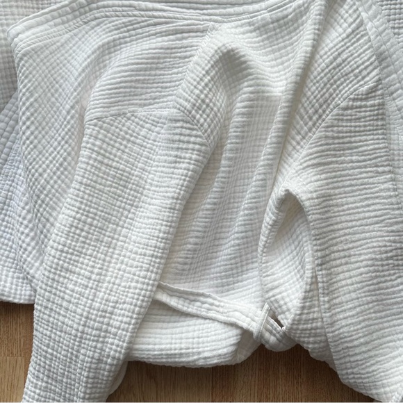 Quince 100% Organic Cotton White Waffle Knit Robe - Large (L) - Picture 8 of 9